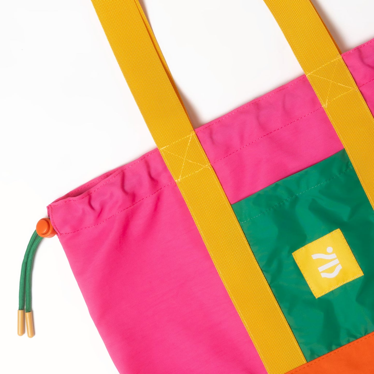 DAHLIA CRUISE SHIP BAG
